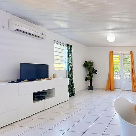 Appartement Grand Studio Meuble De 35M² à Fort-de-France Extérieur photo